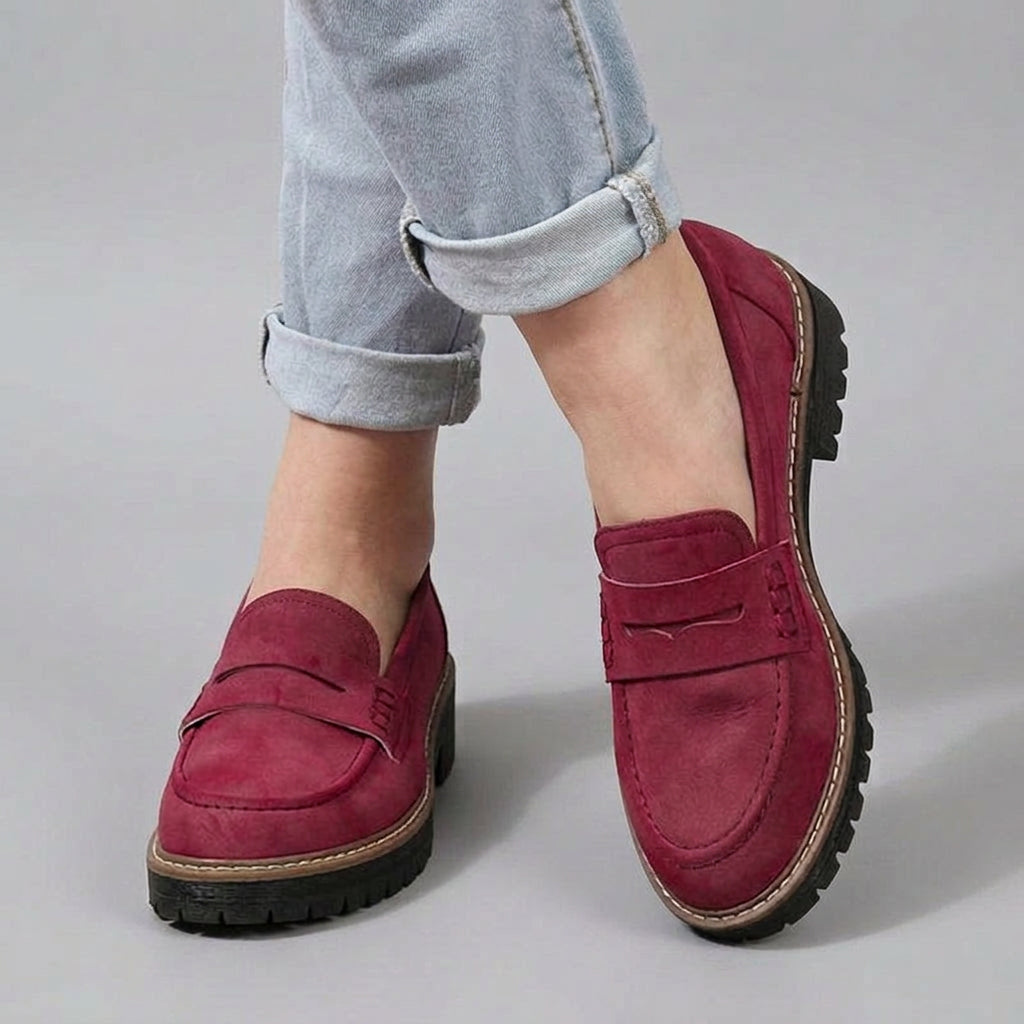 Red / 11