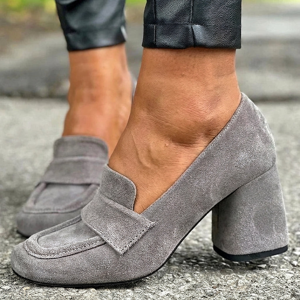 Gray / 11