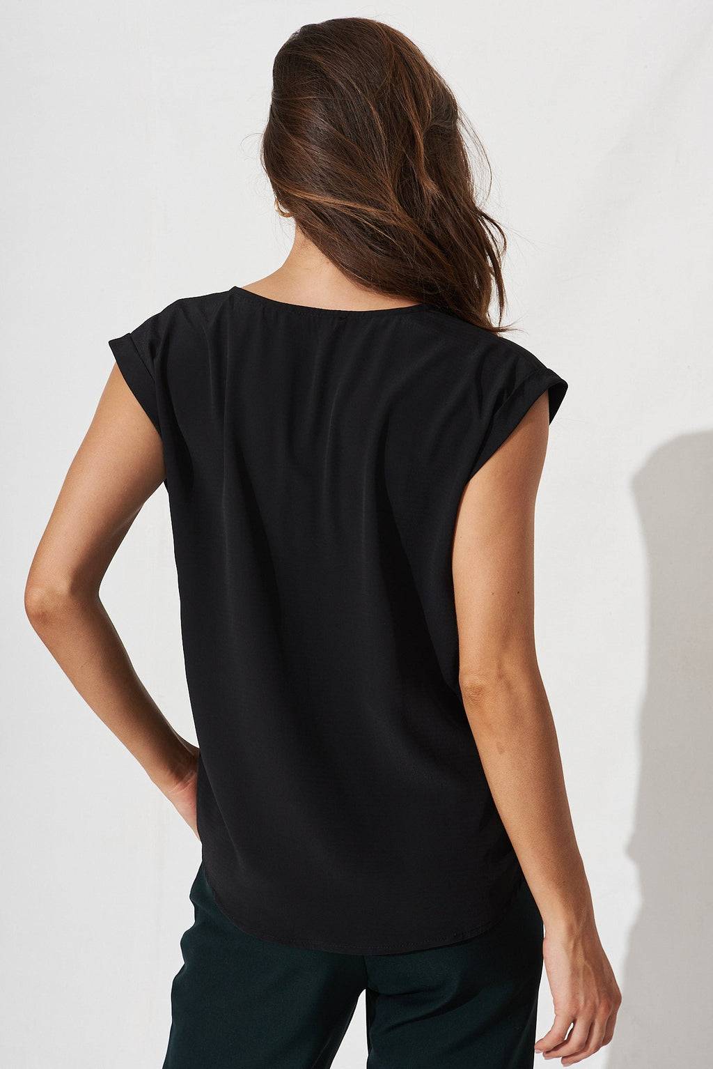 Jina Top In Black