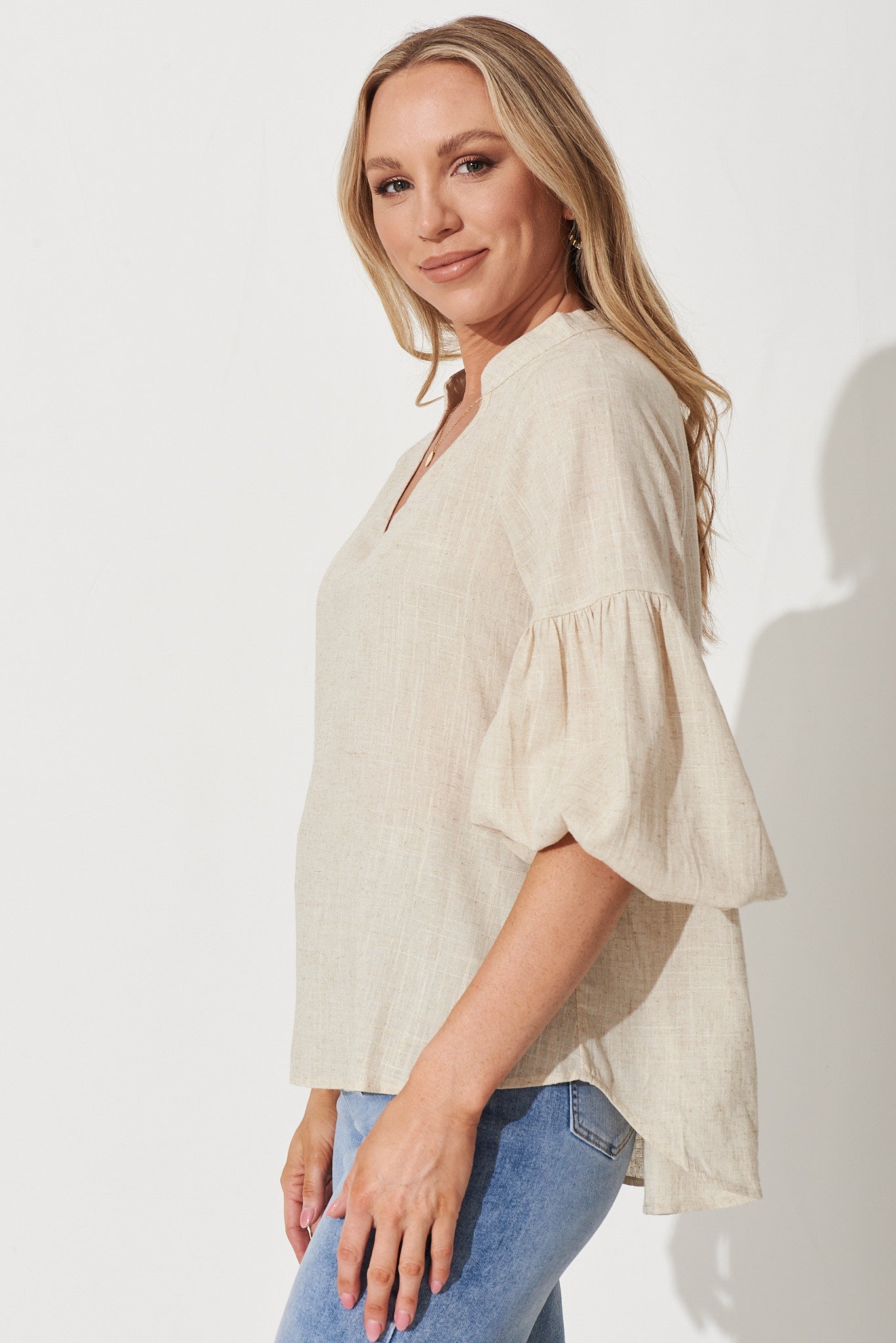 Jasper Top In Oatmeal Linen Blend