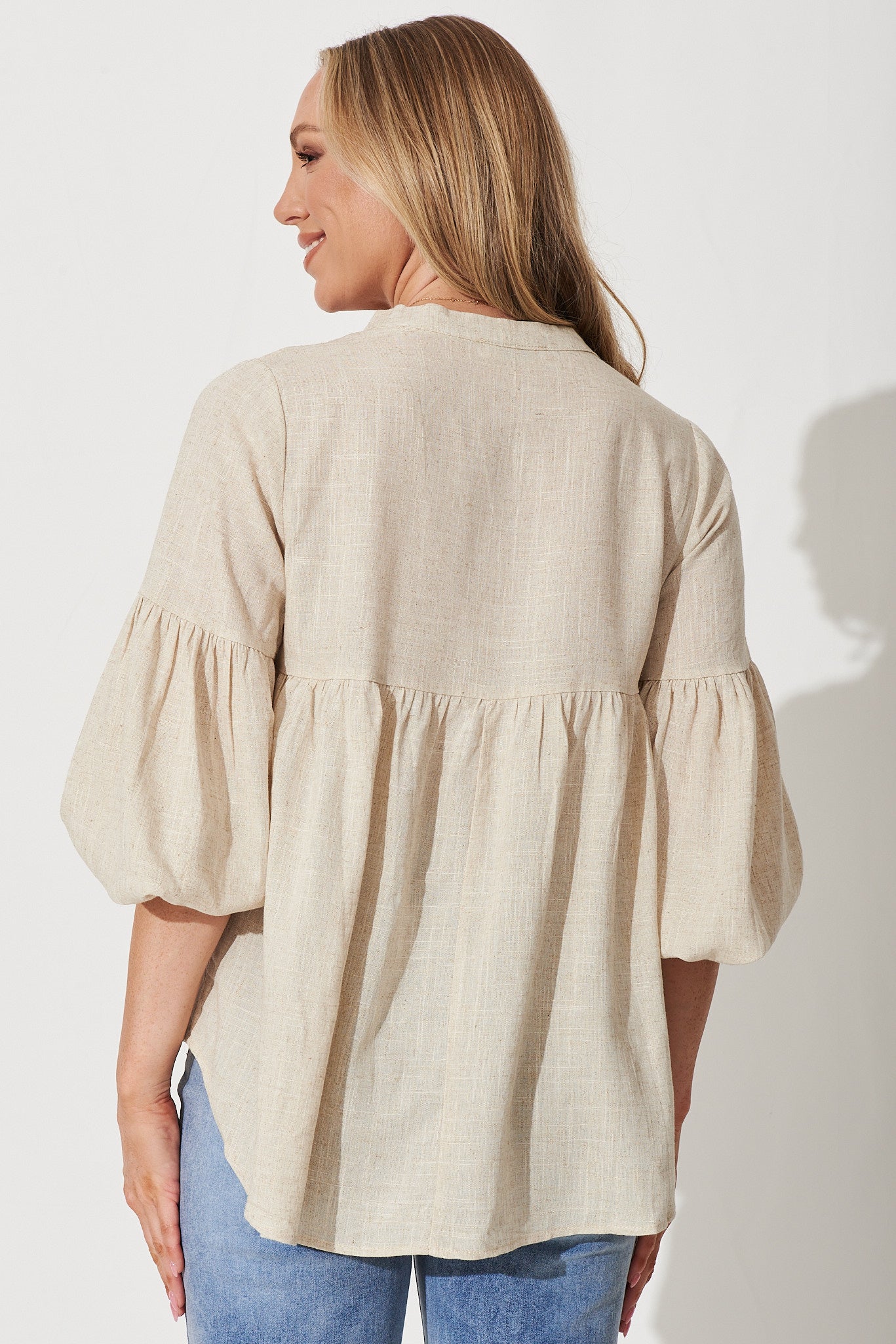 Jasper Top In Oatmeal Linen Blend