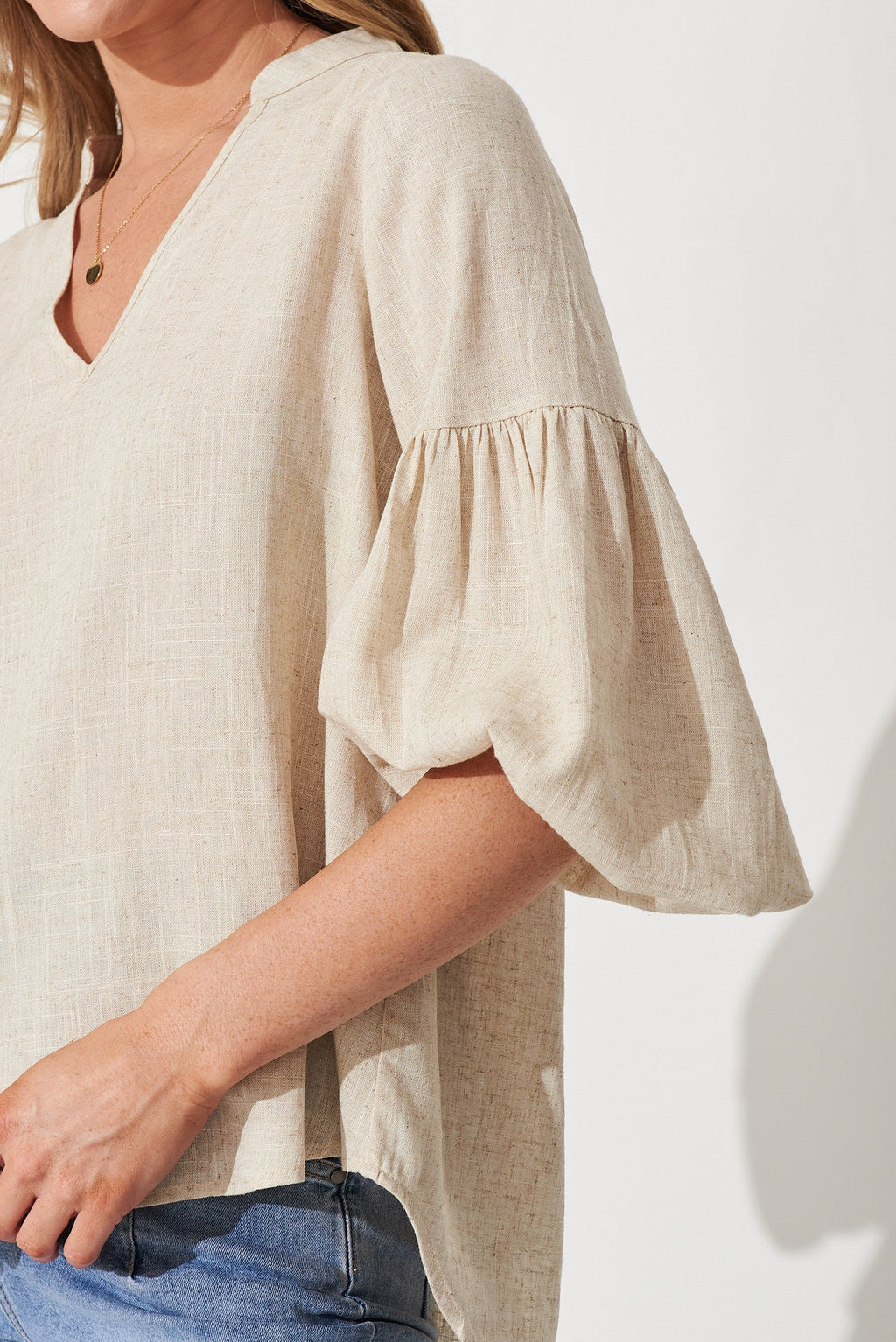Jasper Top In Oatmeal Linen Blend