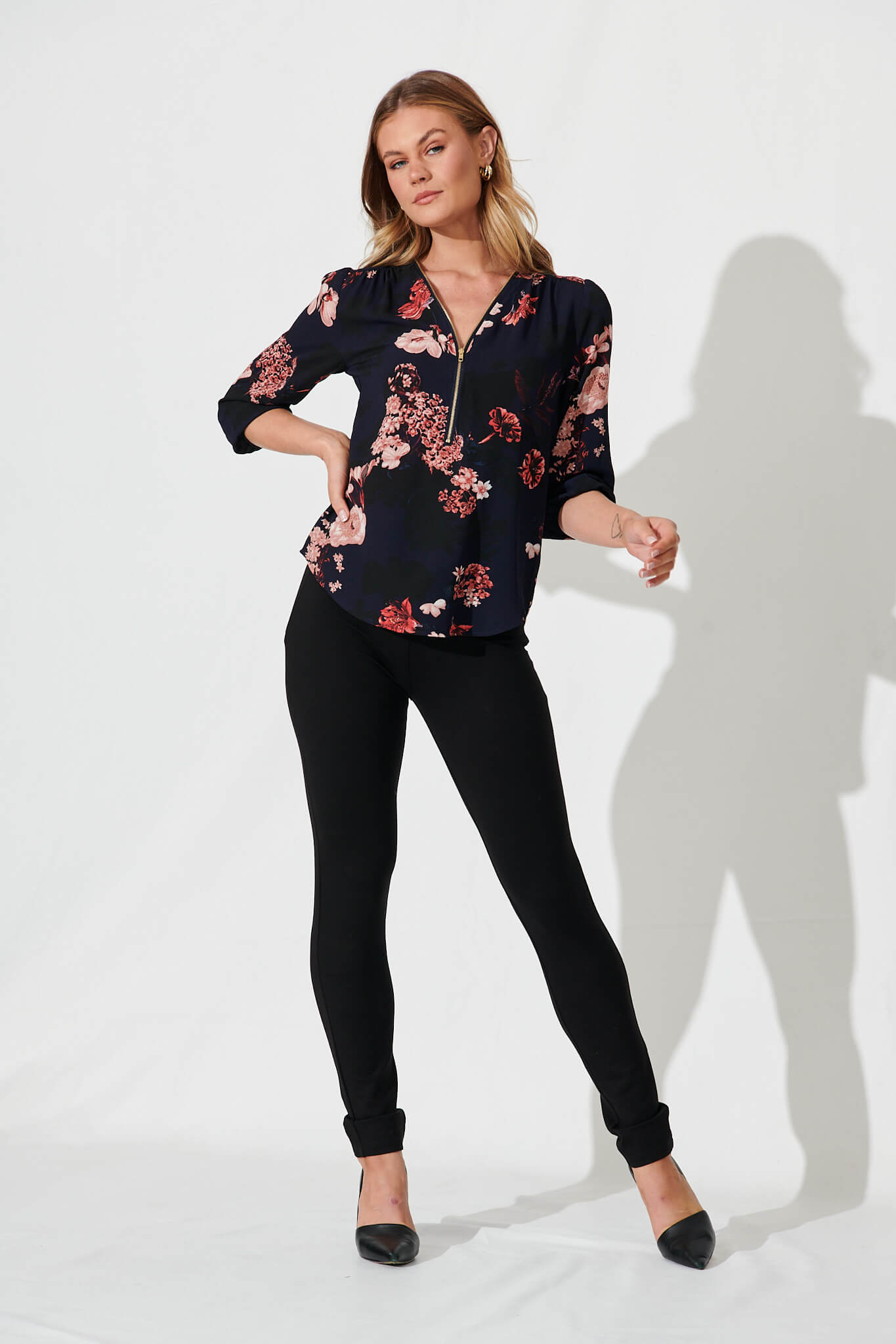 Viviani Zip Top In Navy With Pink And Blush Floral