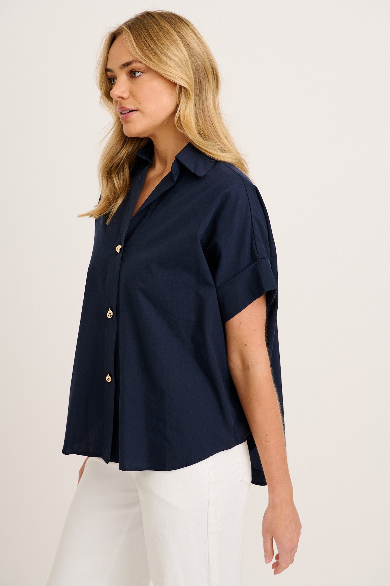 Refined Shirt in Navy Cotton