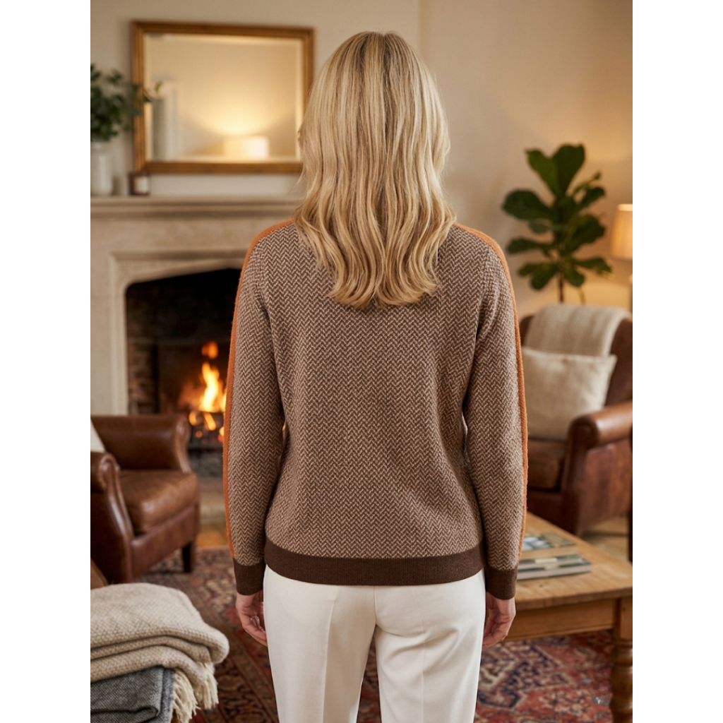 Lucía - High Neck Jumper