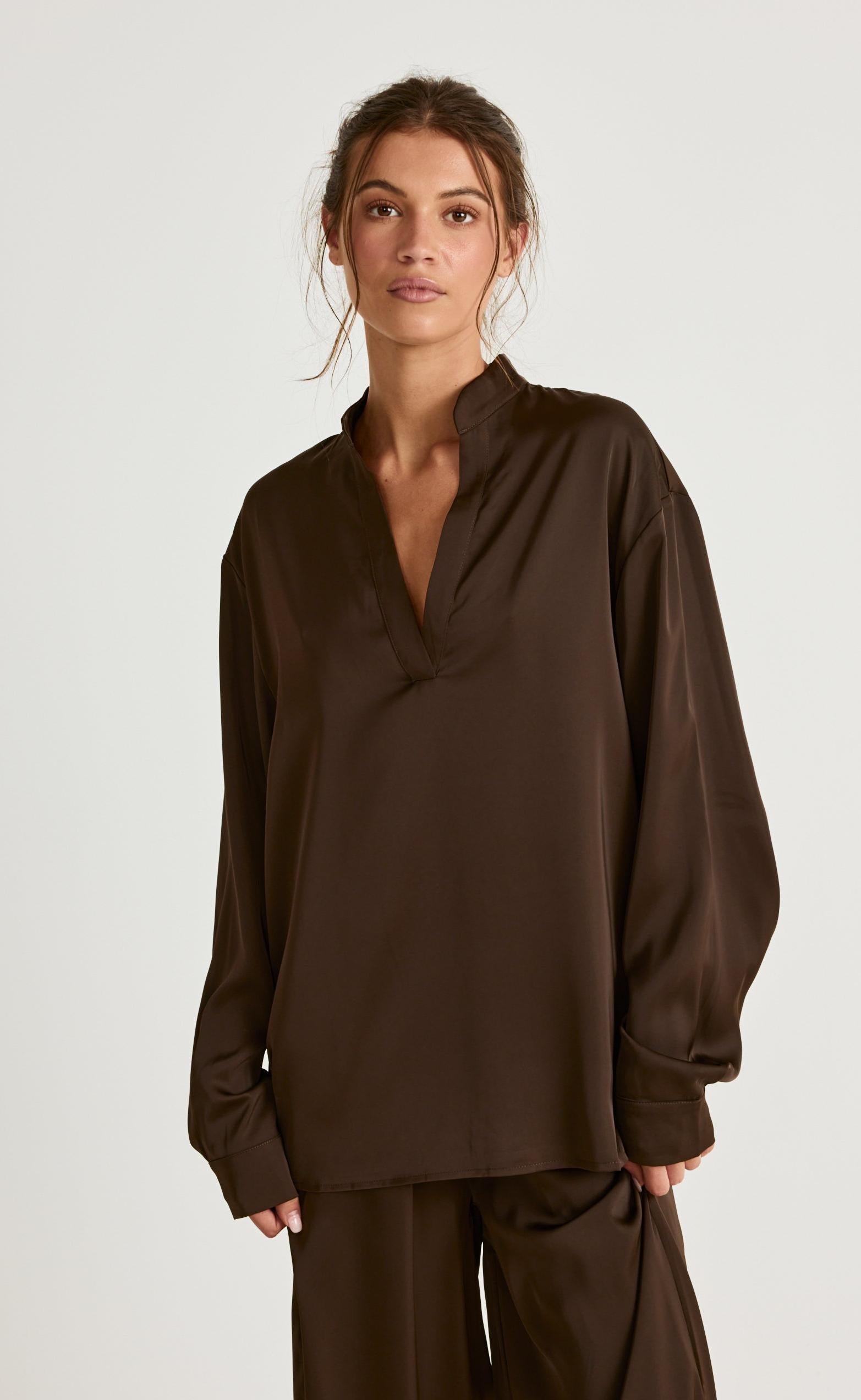 Arianne Shirt (Chocolate)