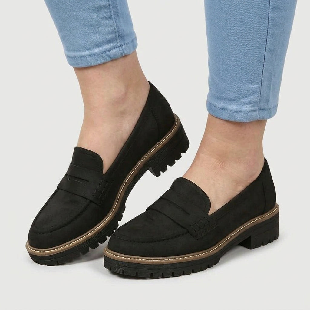 Black / 11