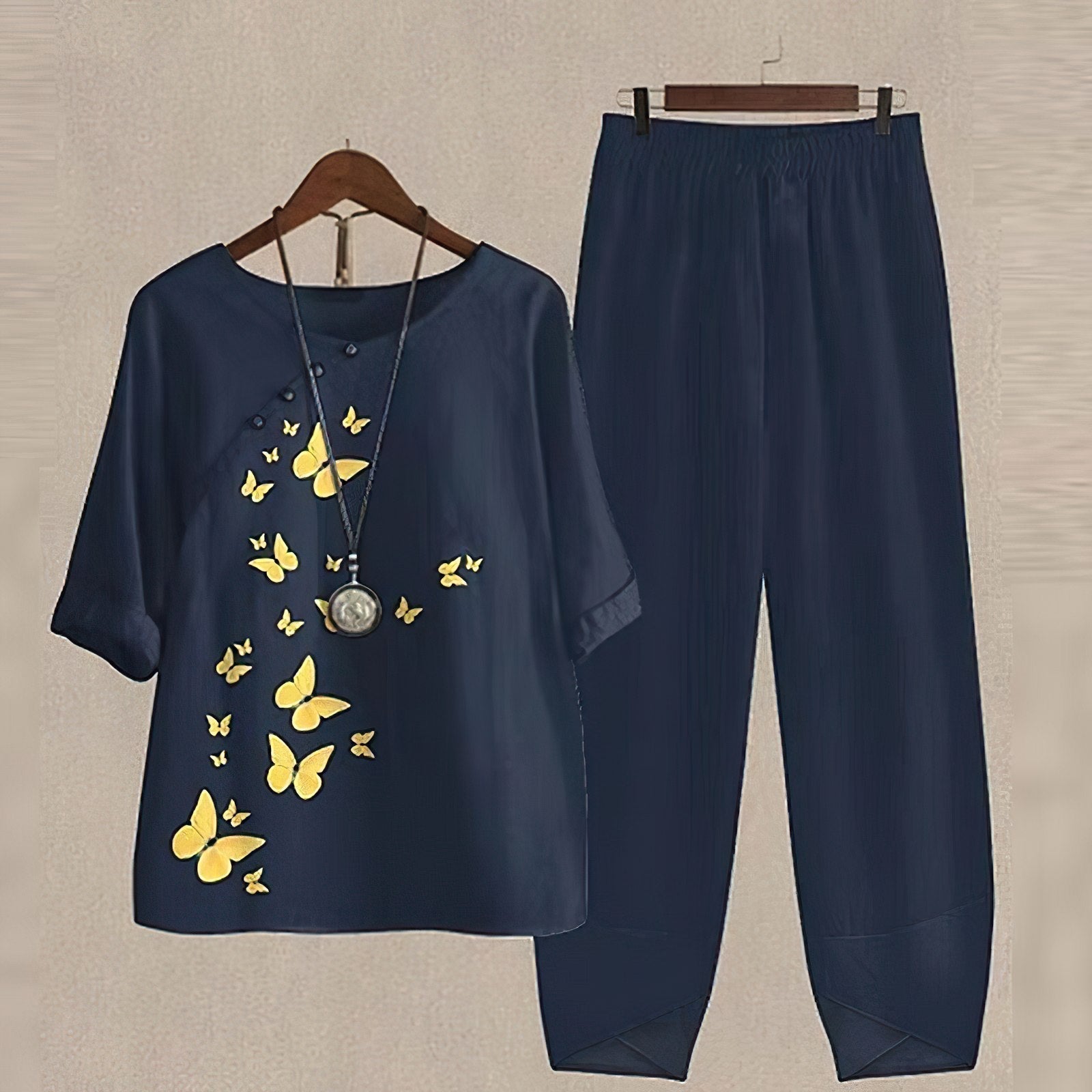 Lilou - Comfortable and Chic Shirt and Pants Set